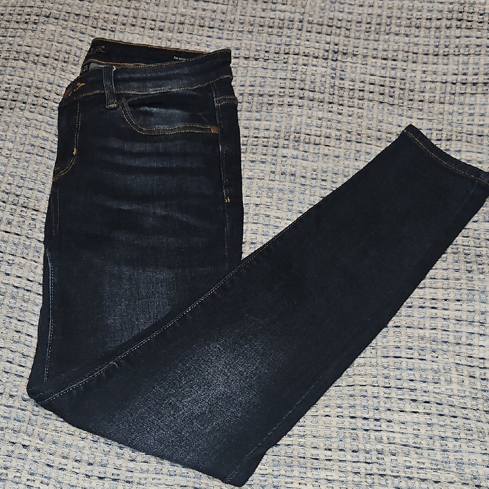 EUC Judy Blue Dark Wash Skinny Fit Jeans